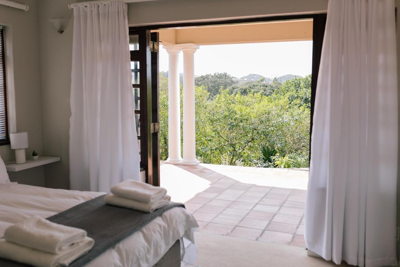 Nahoon Beach Villas Self Catering Apartments イースト・ロンドン エクステリア 写真